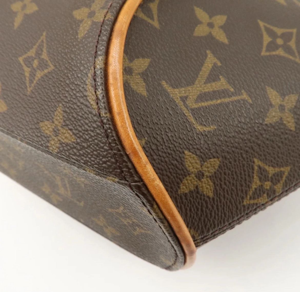 Louis Vuitton Ellipse PM