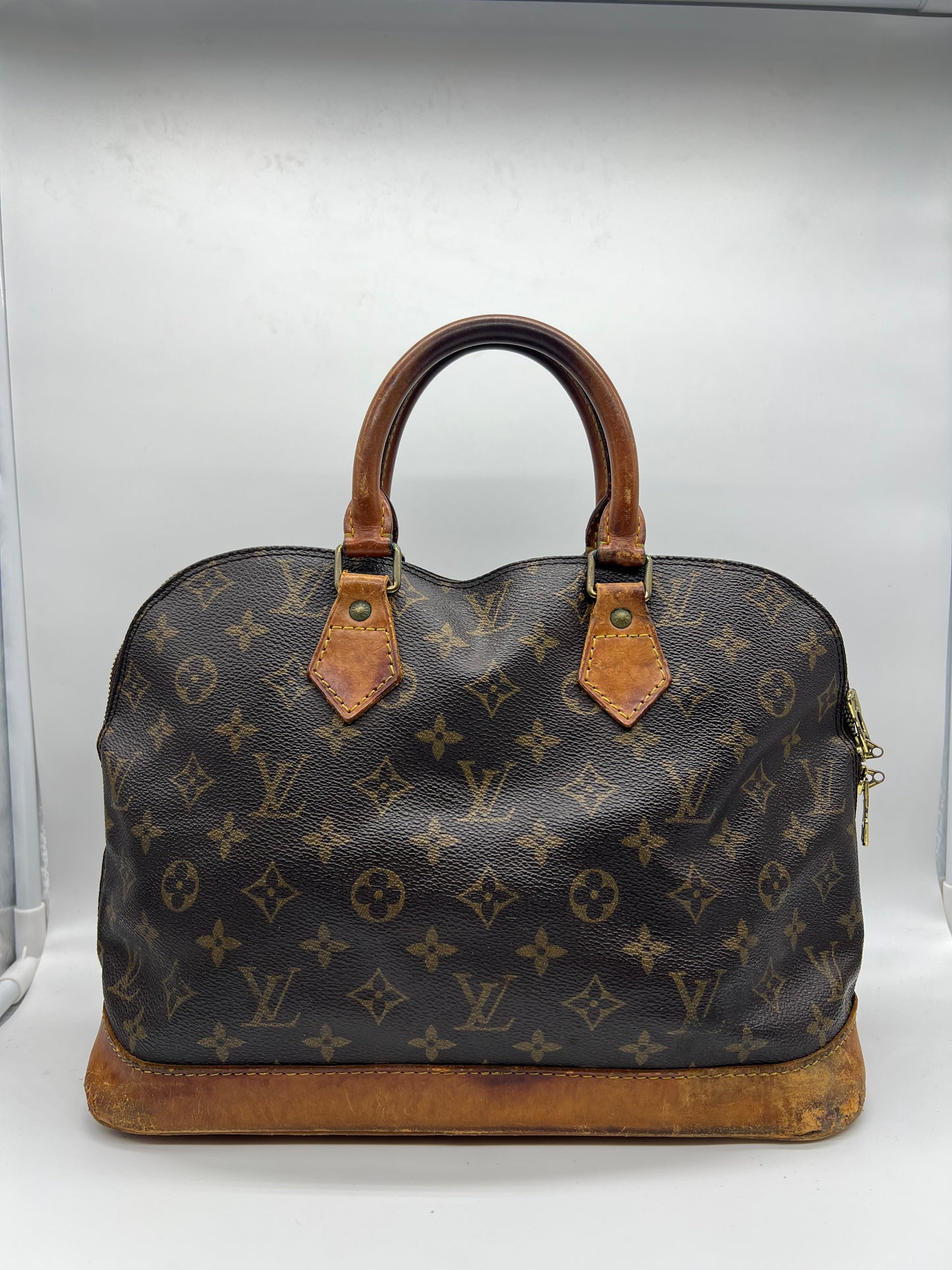Louis Vuitton Alma