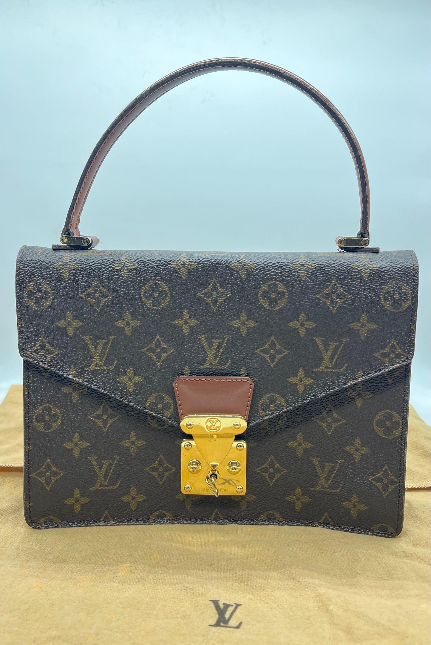 Louis Vuitton concorde