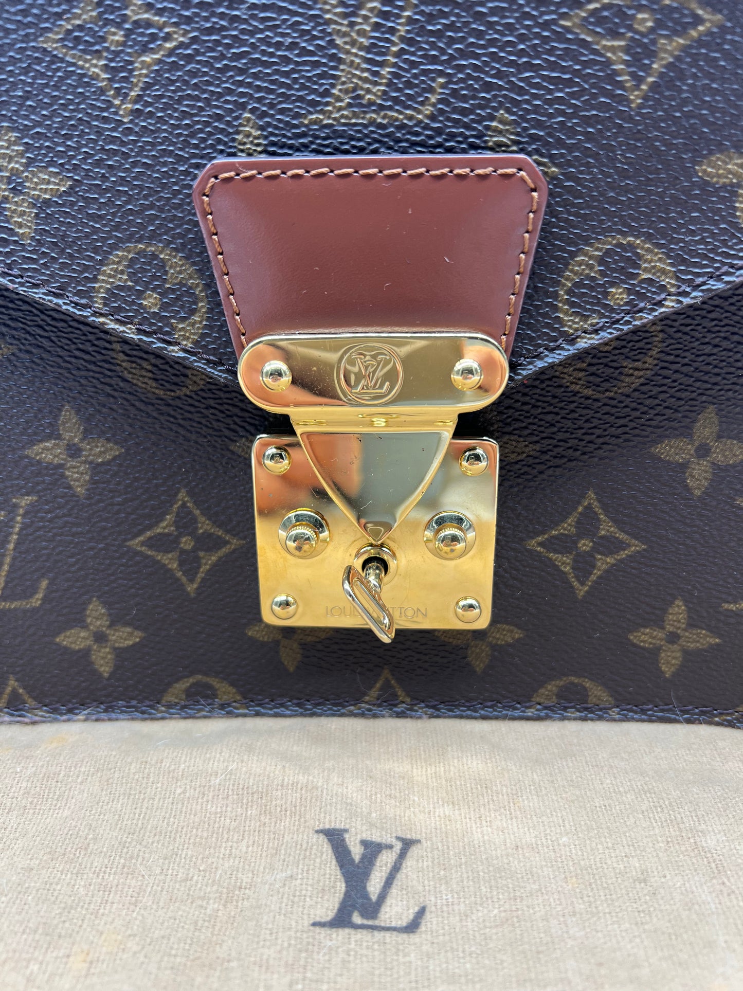 Louis Vuitton concorde