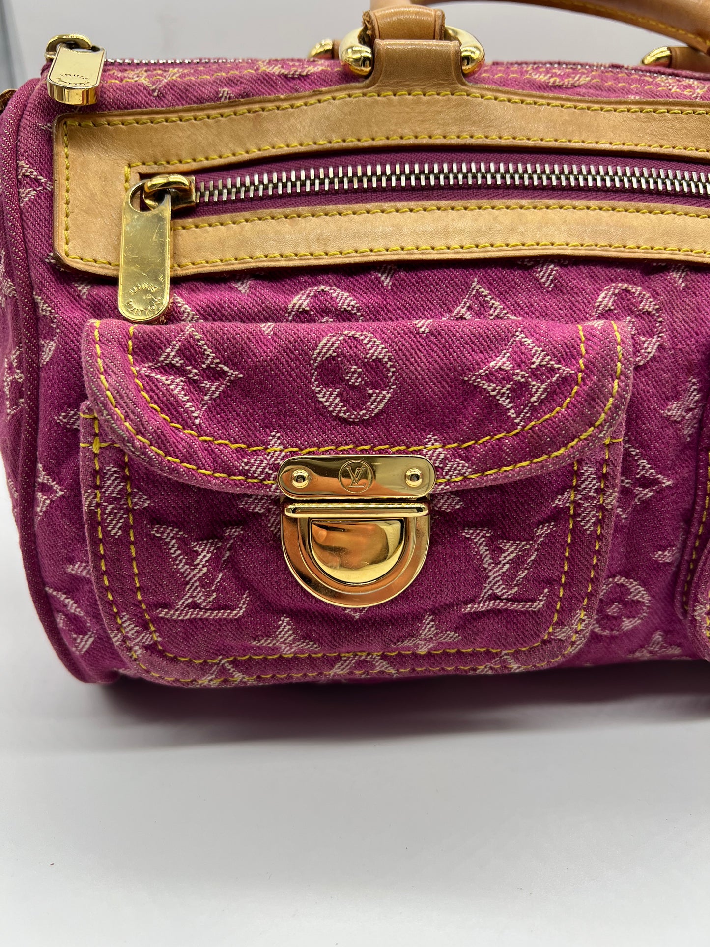 Louis Vuitton speedy neo