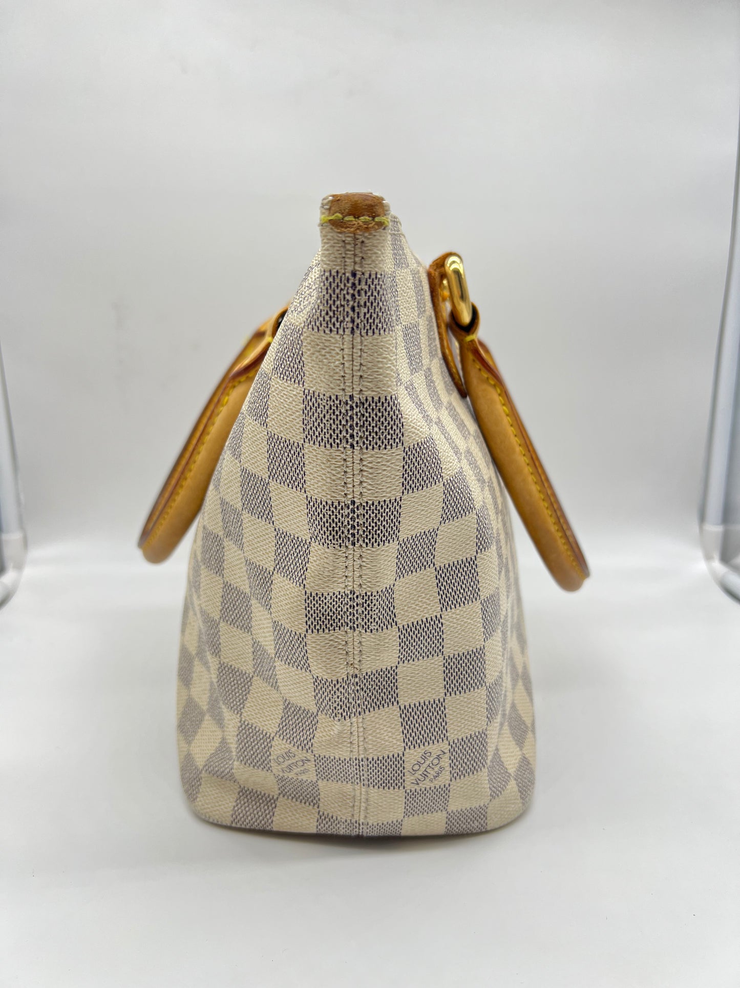 Louis Vuitton saleya