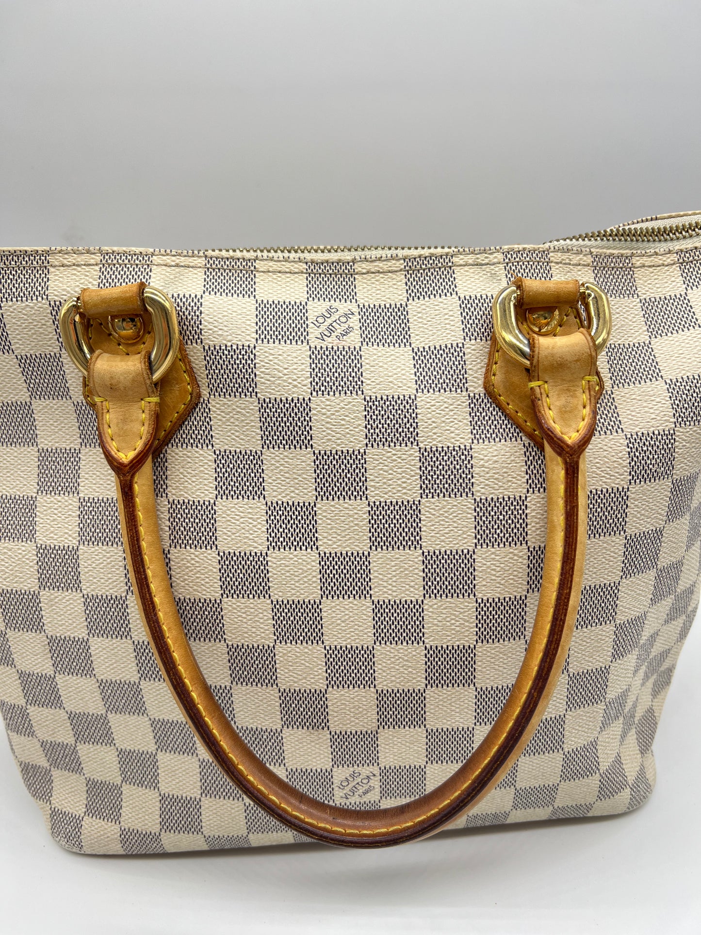 Louis Vuitton saleya